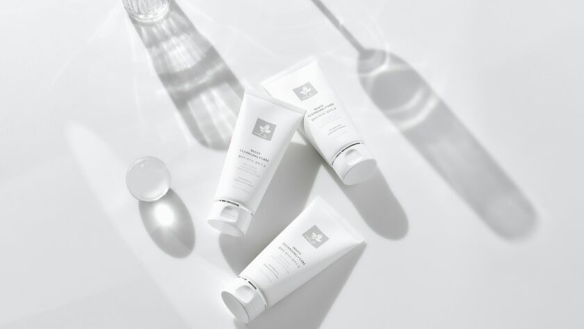 Illustrated steps for a skin barrier repair routine with gentle products